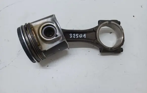 Fiat Ducato Piston with connecting rod 04101620 1370828