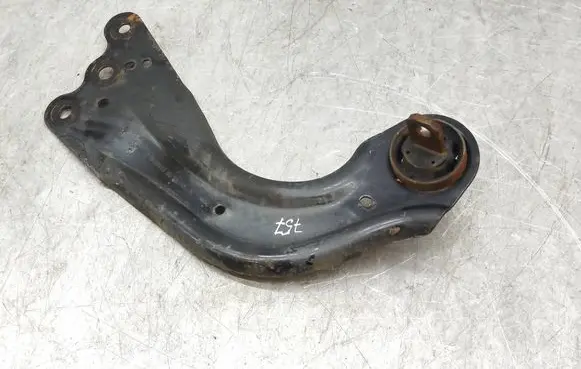 Mazda CX-5 Rear control arm ADBP860202 98810424
