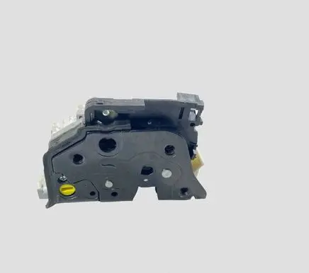 Audi A4 S4 B8 8K Front door lock 601025044434P