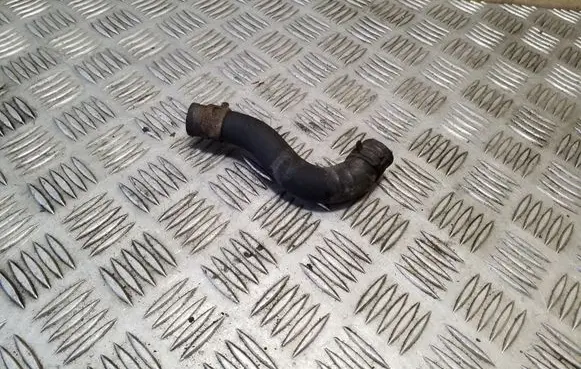 Suzuki Grand Vitara II Engine coolant pipe/hose