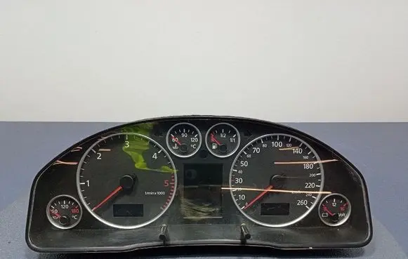 Audi A6 Allroad C5 Speedometer (instrument cluster) 4B0920933G