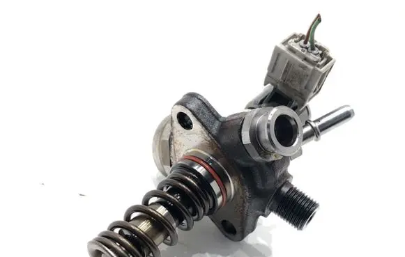 Volvo XC60 Fuel injection high pressure pump 31669129