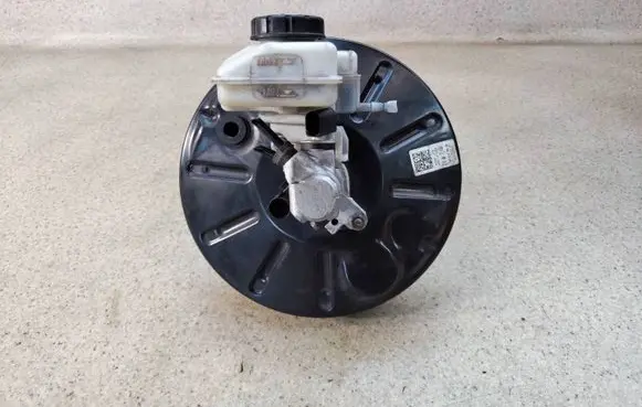Volkswagen Golf VII Brake booster 5Q1614105CK26 5Q1614105CK