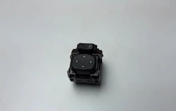 Toyota Avensis T270 Wing mirror switch 183647