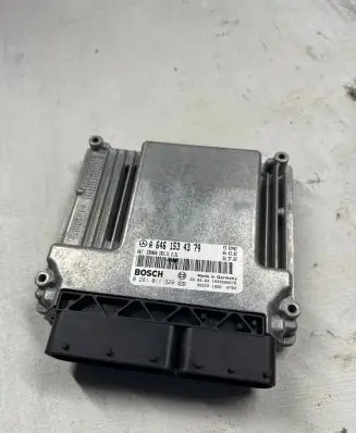 Mercedes-Benz E W211 Engine control unit/module 0281011329 A6461534379 1039S00570