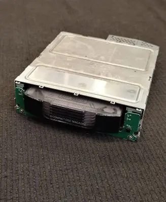 BMW 5 E60 E61 CD/DVD changer 9131850 65129131850