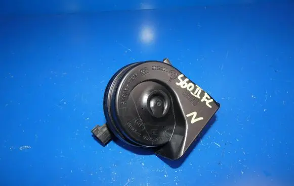 Volvo S60 Horn signal 31416116