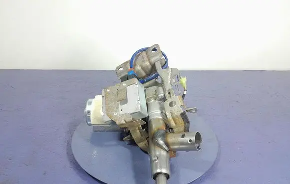 Renault Clio III Steering wheel axle 8200711617