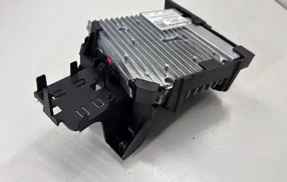 Chevrolet Camaro Sound amplifier 84594454 588352398