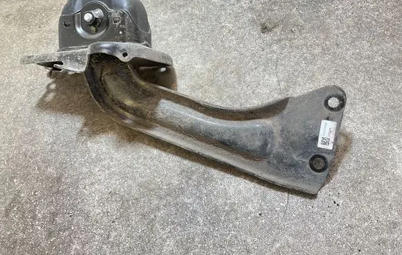 Volvo XC40 Rear upper control arm/wishbone 32315697 P32315697