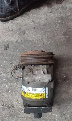 Renault Megane II Air conditioning (A/C) compressor (pump) 8200053264 052032247 011390
