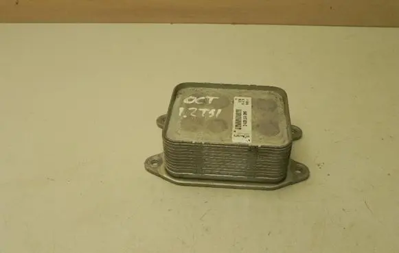 Skoda Octavia Mk3 (5E) Engine oil radiator 04E117021C VD7073