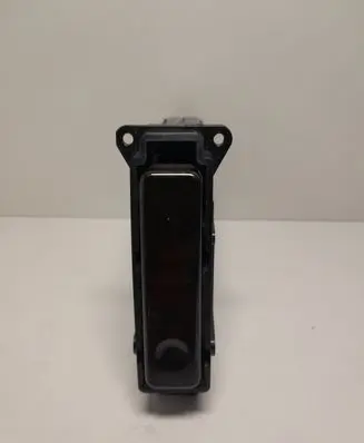 Cup holder front