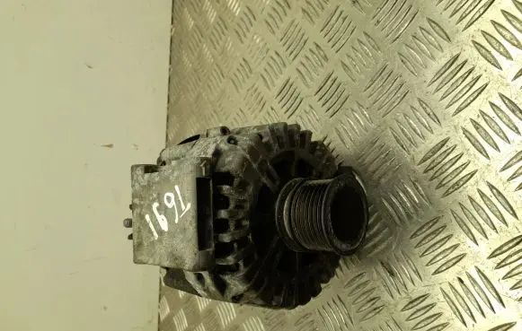 Mercedes-Benz E A207 Generator/alternator A0009067500