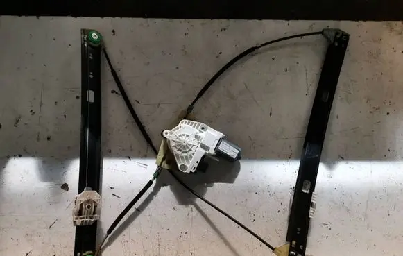 Audi Q7 4L Front door window regulator with motor 4L0959802B 041005 1036989719200