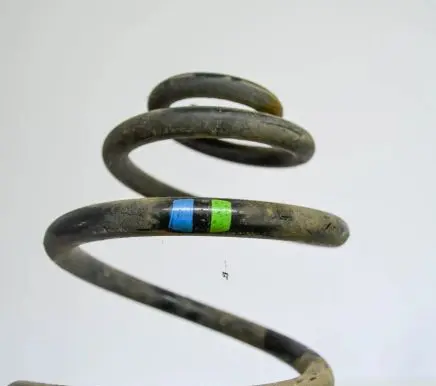 Volkswagen Golf IV Rear coil spring