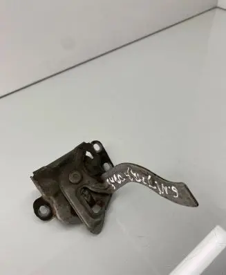 Suzuki Grand Vitara II Engine bonnet/hood lock/catch