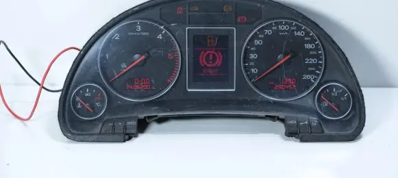 Audi A4 S4 B6 8E 8H Speedometer (instrument cluster) 8E0920900G