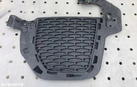 Land Rover Evoque I Front bumper lower grill GJ3215A299B