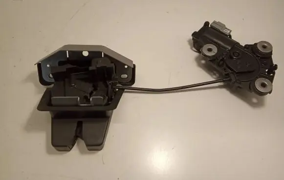 Volvo XC60 Tailgate/trunk/boot lock/catch/latch 31349975