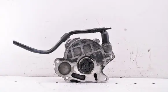 Volkswagen Touran I Vacuum pump 03L145100
