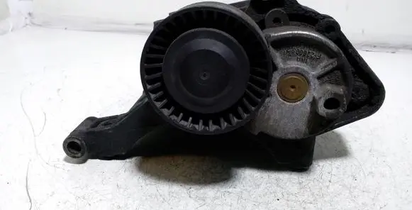 BMW 3 E46 Generator/alternator bracket 226008