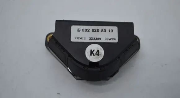 Mercedes-Benz CLK A208 C208 Alarm movement detector/sensor 2028208310