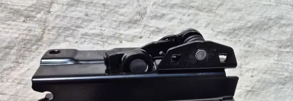 Citroen Berlingo Sliding door check strap stopper 9817813180