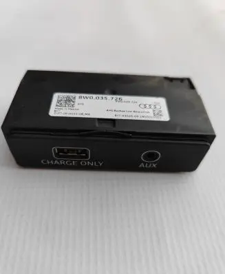Audi A5 AUX in-socket connector 8W0035726 80726003118 769035726