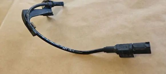 Mercedes-Benz GL X166 ABS rear brake sensor A1669052701 1669052701