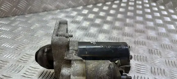 Mini Cooper Countryman R60 Starter motor 7616698 0001138048
