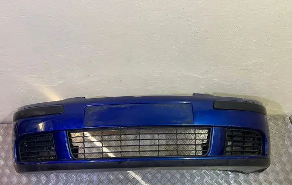 Volkswagen Golf V Front bumper