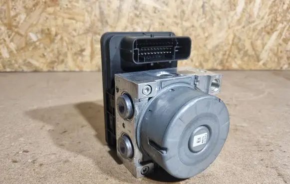 BMW 4 F36 Gran coupe ABS Pump 6887741 6887740 34516887741