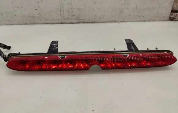 Smart ForFour I Third/center stoplight 1810430030