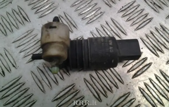 Audi RS4 Windscreen/windshield washer pump 1T0955651A