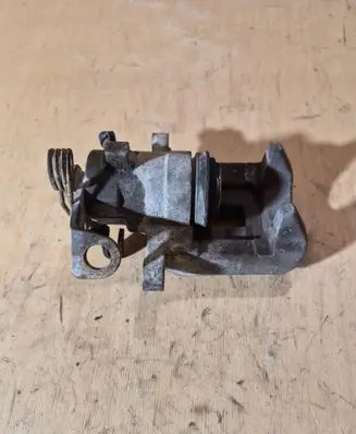 Opel Meriva A Rear brake caliper 