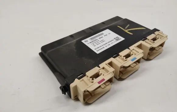 Mercedes-Benz ML W166 Seat control module A1668203426