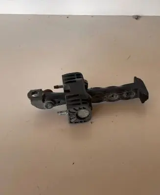 Citroen C4 I Front door check strap stopper B51AVG