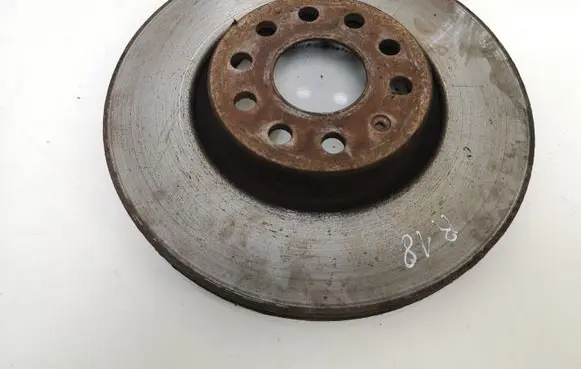 Volkswagen PASSAT B6 Front brake disc