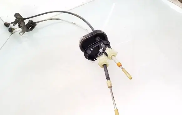 Opel Signum Gear shift cable linkage 55559460
