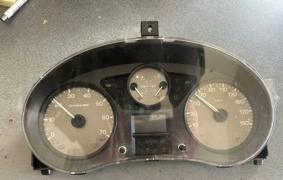 Citroen Berlingo Speedometer (instrument cluster) 9801640880 503001316652 40U143F