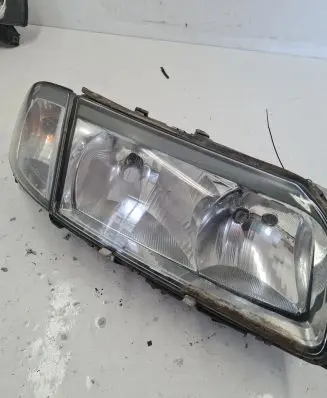 Volvo S80 Headlight/headlamp