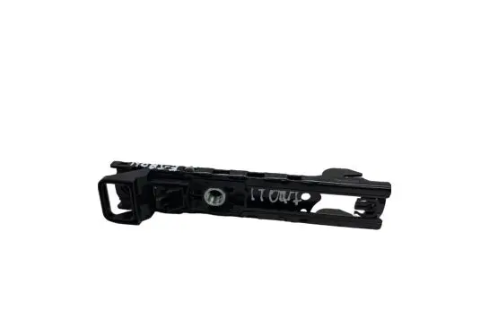 Audi e-tron Seat belt adjustment rail 4M0857819