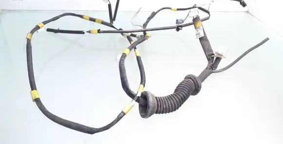 Toyota RAV 4 (XA30) Tailgate/trunk wiring harness 8218442230
