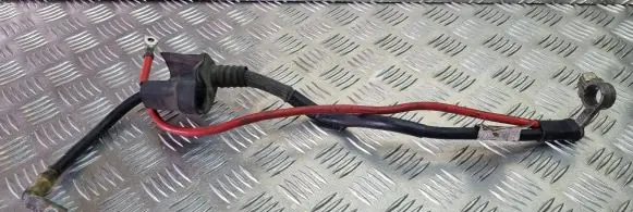 Volkswagen Caddy Positive cable (battery)