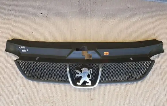 Peugeot 406 Front bumper upper radiator grill 9631250277