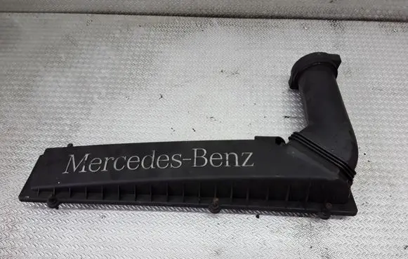 Mercedes-Benz C W203 Air filter box cover A1112030040