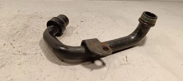 Audi Q7 4M Engine coolant pipe/hose 059121065