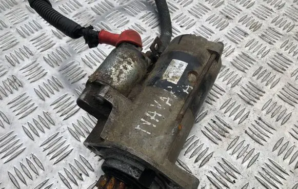 Nissan Navara D40 Starter motor 23300eb300 M008T6971ZE