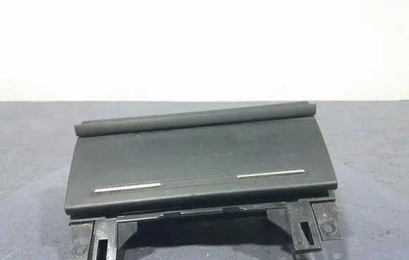 Audi A4 S4 B7 8E 8H Car ashtray 8E0857951J